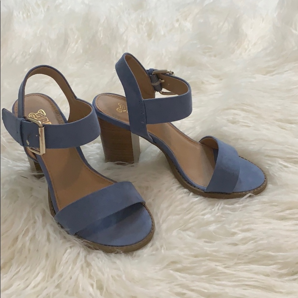 Blue Heels